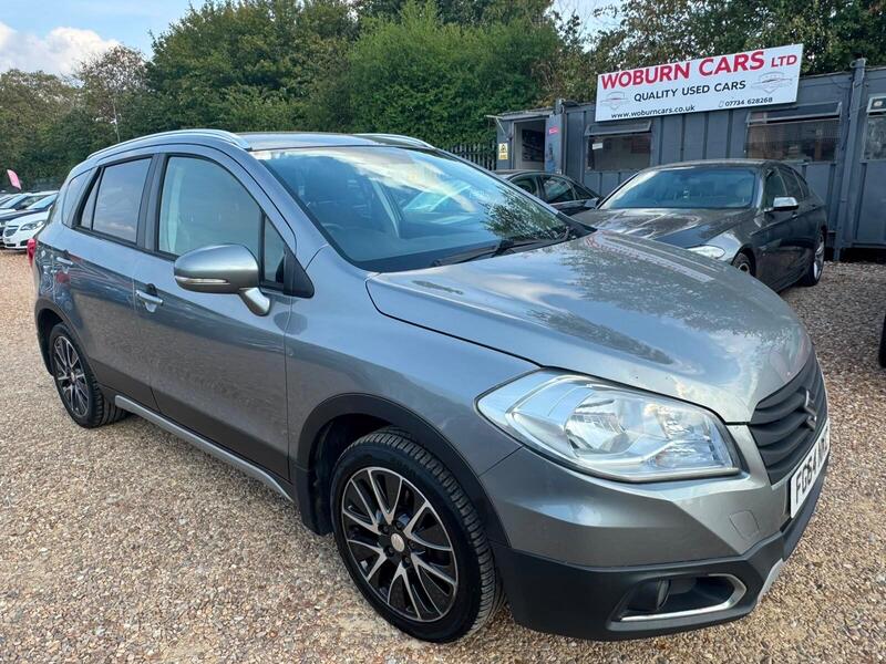 Suzuki SX4 S-Cross main image