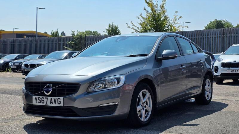 Volvo S60 view 5
