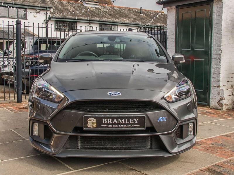 Ford Focus view 5