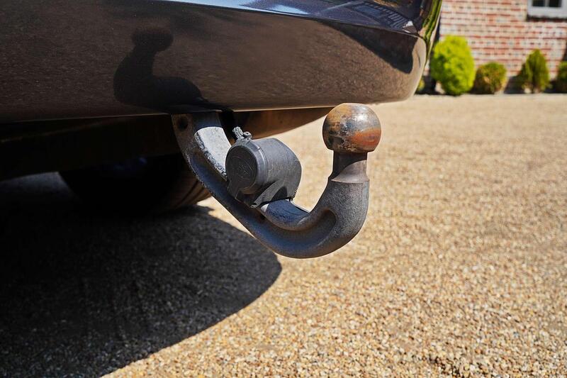 Land Rover Discovery 3 view 4