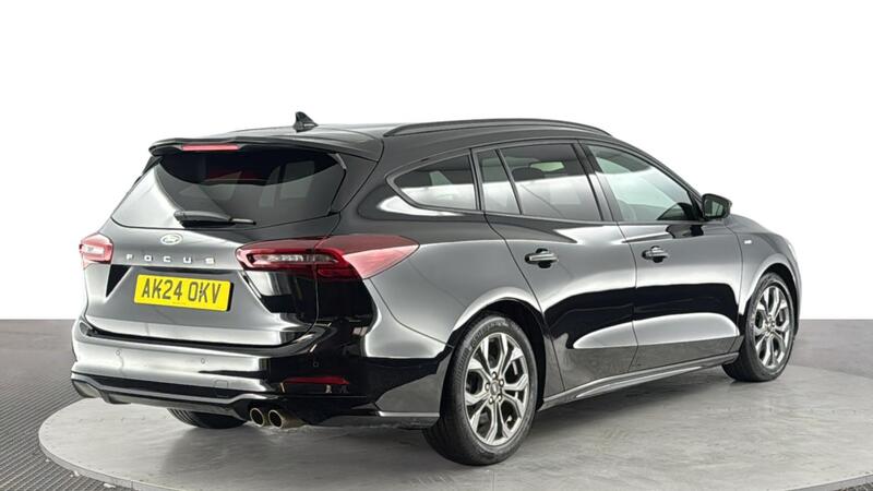 Ford Focus view 4