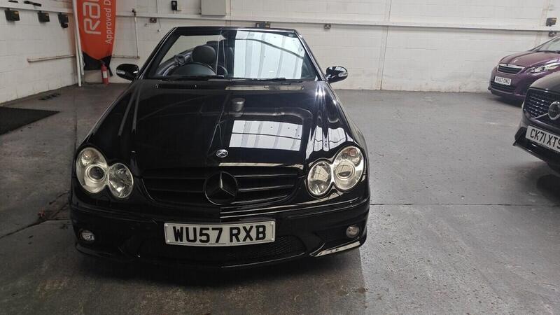 Mercedes-Benz CLK view 2