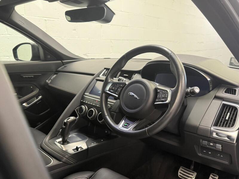 Jaguar E-Pace view 4