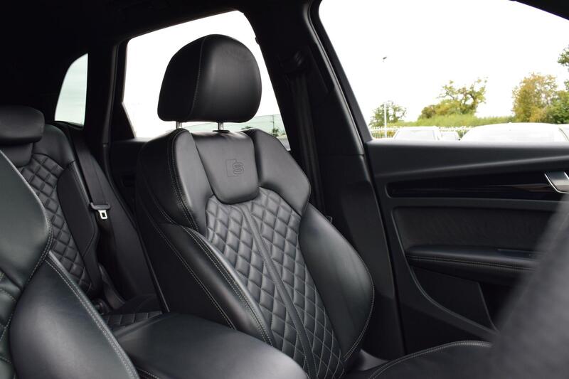 Audi Audi Q5 view 5