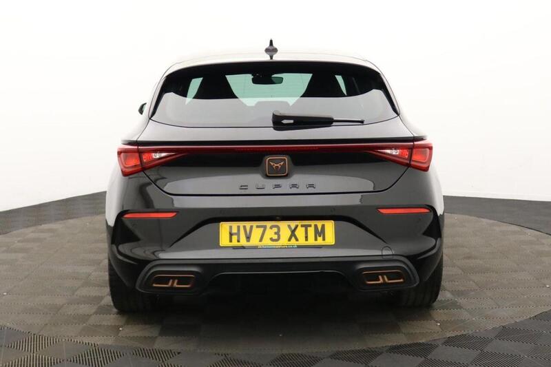Cupra CUPRA Leon view 5