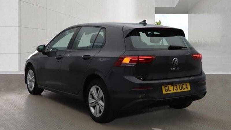 Volkswagen Golf view 3