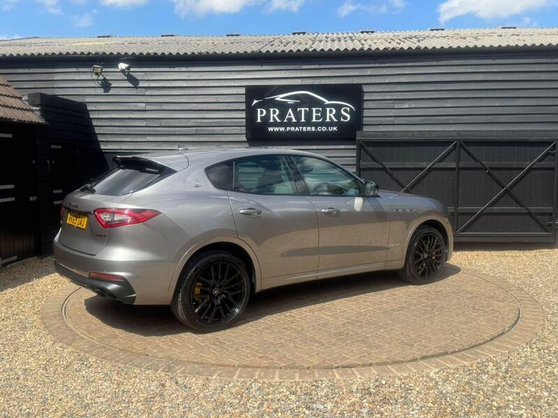 Maserati Levante view 7