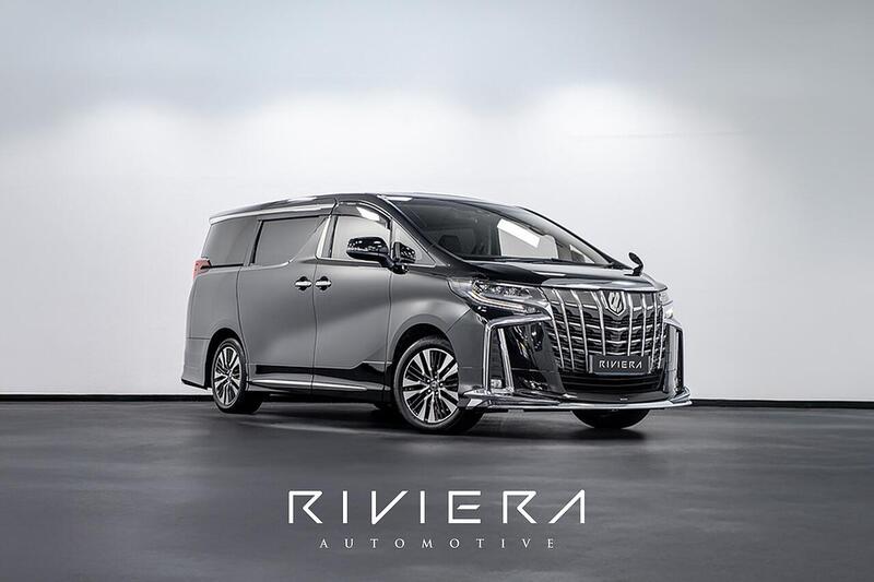 Toyota Alphard main image
