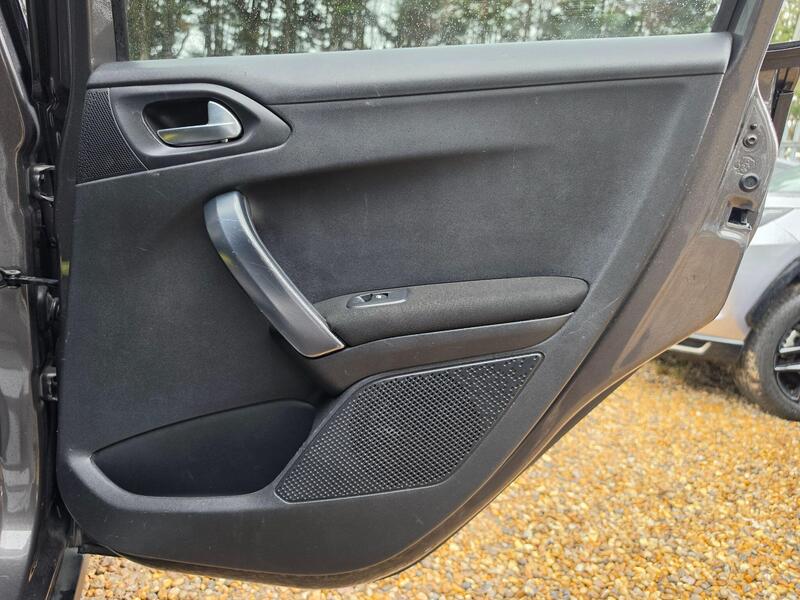 Peugeot 2008 1.2 PureTech GPF Allure Euro 6 (s/s) 5dr thumbnail 19