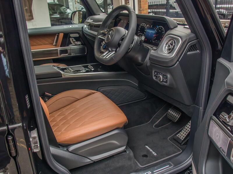 Mercedes-Benz G Class view 3