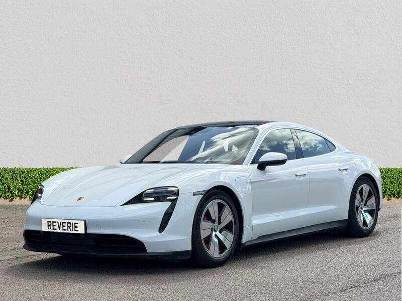 Porsche Taycan view 3