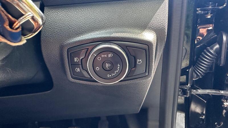 2017 Ford Ka+ — photo 20