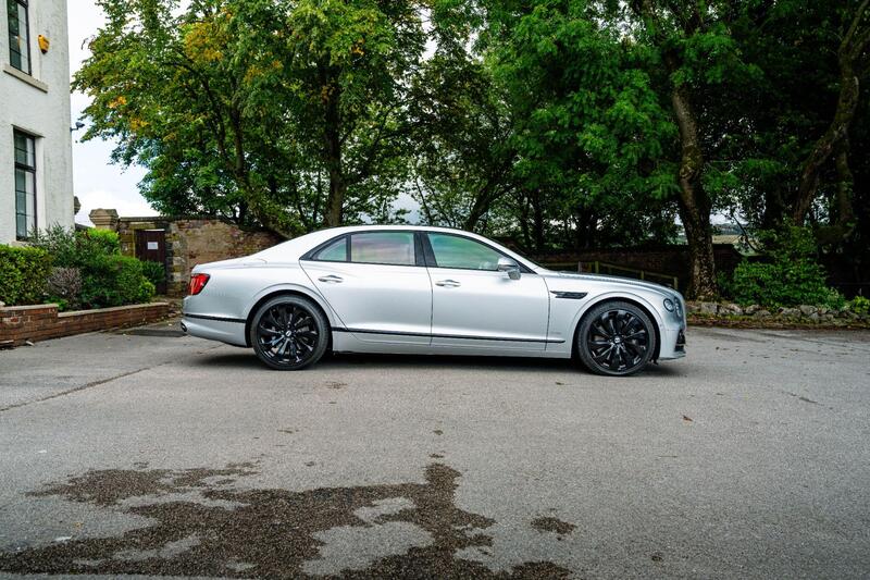 Bentley Flying Spur view 5