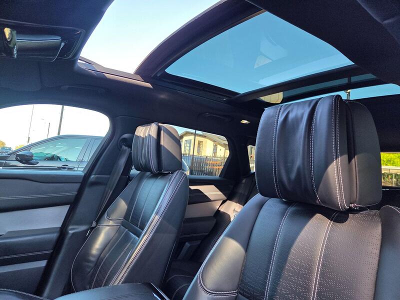 Land Rover Range Rover Velar view 7