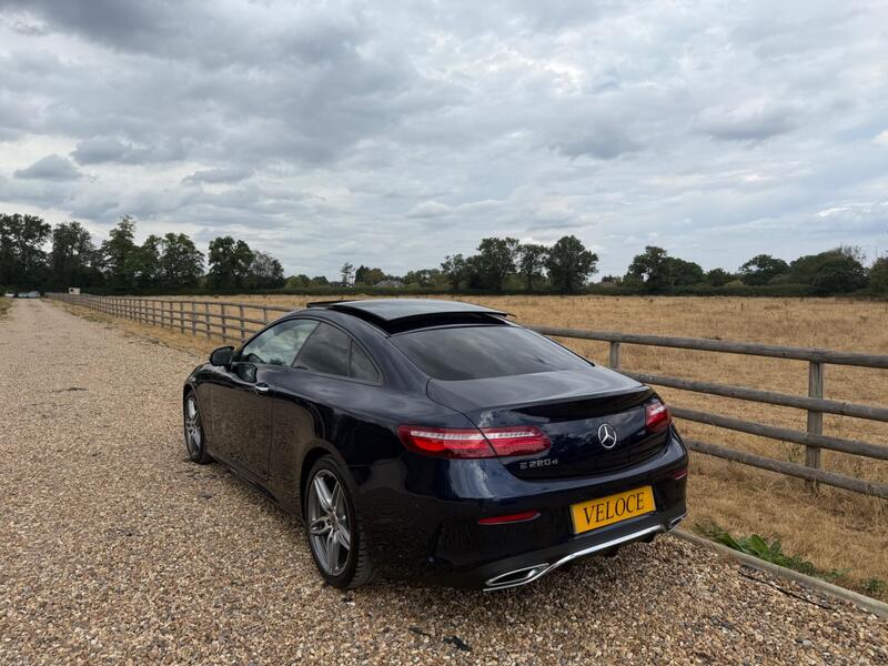 Mercedes-Benz E Class view 5