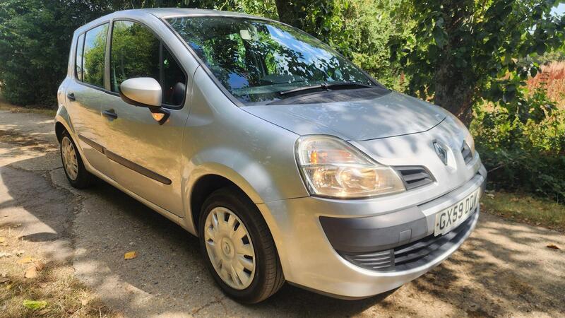 2009 Renault Modus — photo 2