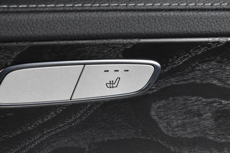 Mercedes-Benz C Class view 3