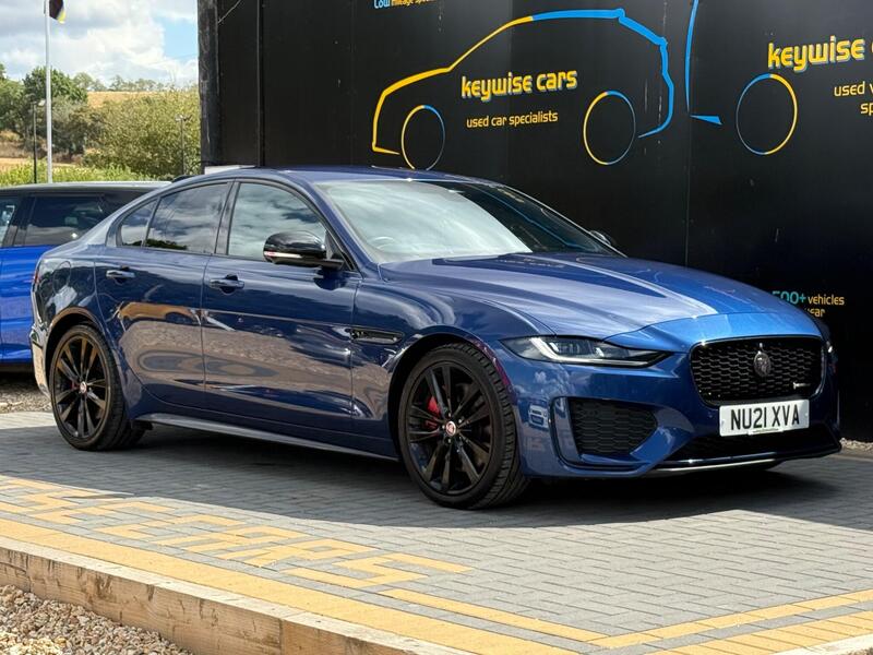 Jaguar Xe view 7