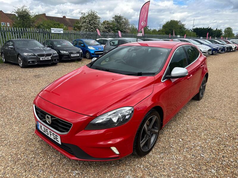 Volvo V40 view 4