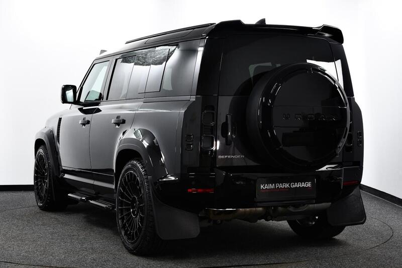 Land Rover Defender 110 view 5