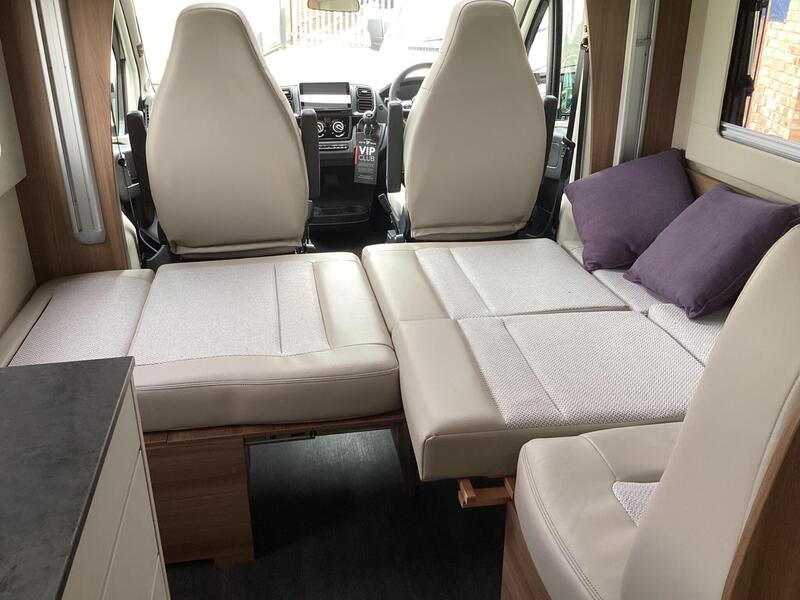 Auto-Trail Imala 736 G — image 14