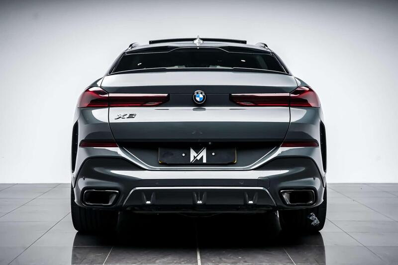 BMW X6 view 4