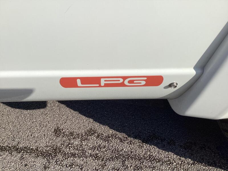 Auto-Trail Tracker RB — image 11