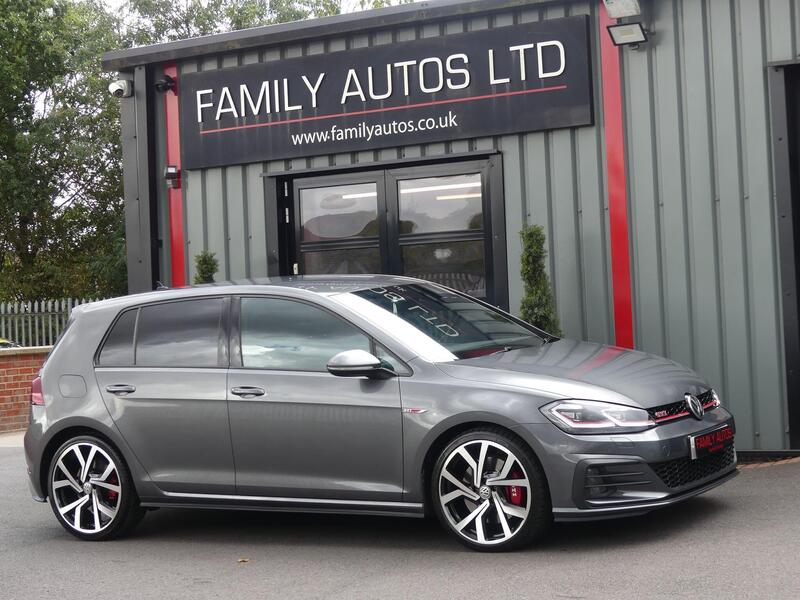 Volkswagen Golf view 5