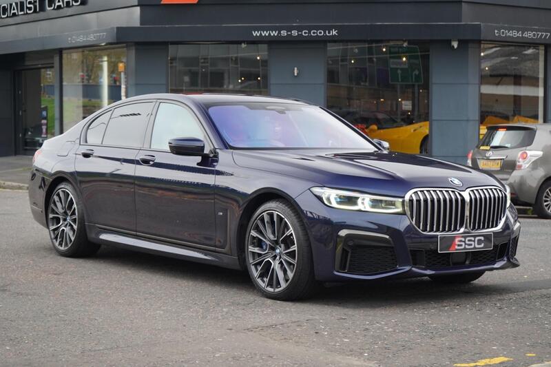 BMW 7 Series view 4