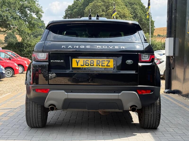 Land Rover Range Rover Evoque view 4