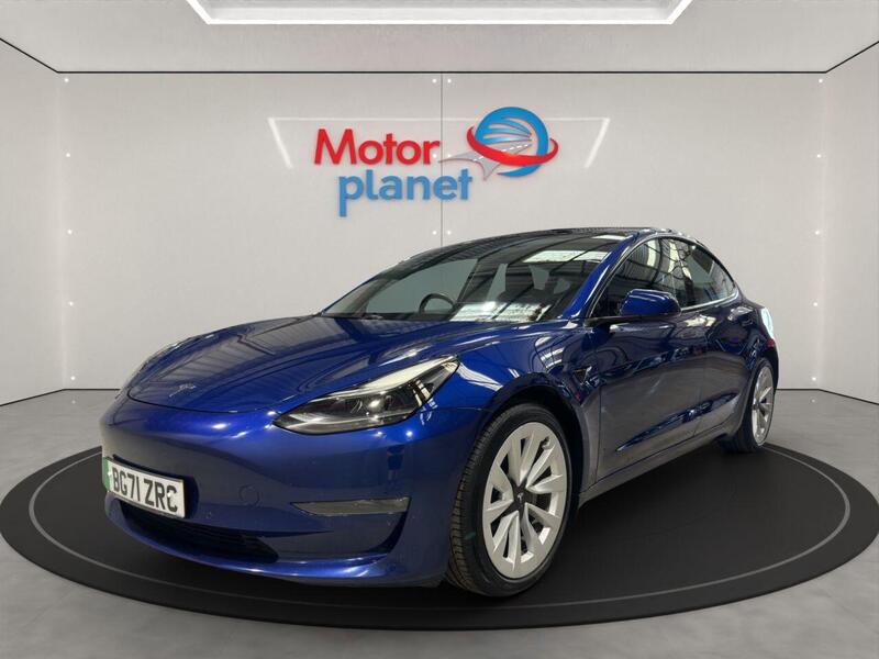 Tesla Model 3 view 3