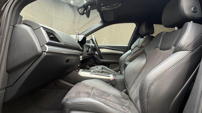 Audi Audi Q5 view 3