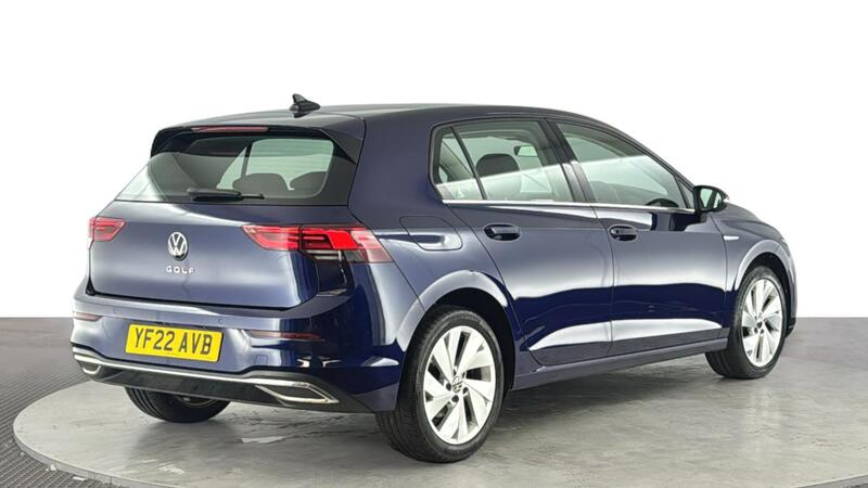 Volkswagen Golf view 4