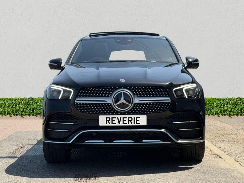 Mercedes-Benz Gle view 2