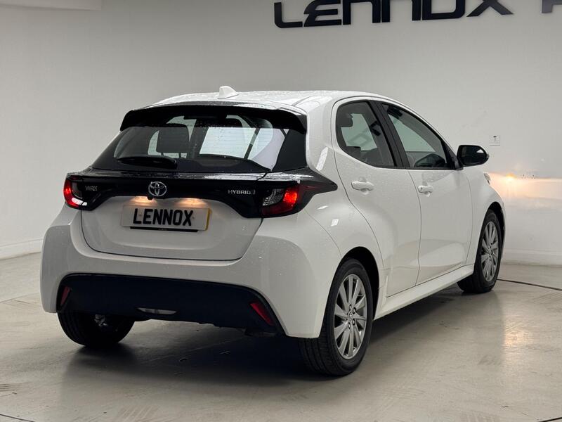 Toyota Yaris view 6