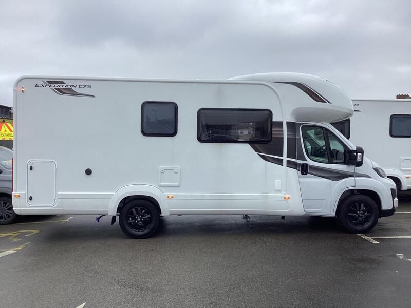 Auto-Trail Expedition C73 — image 3