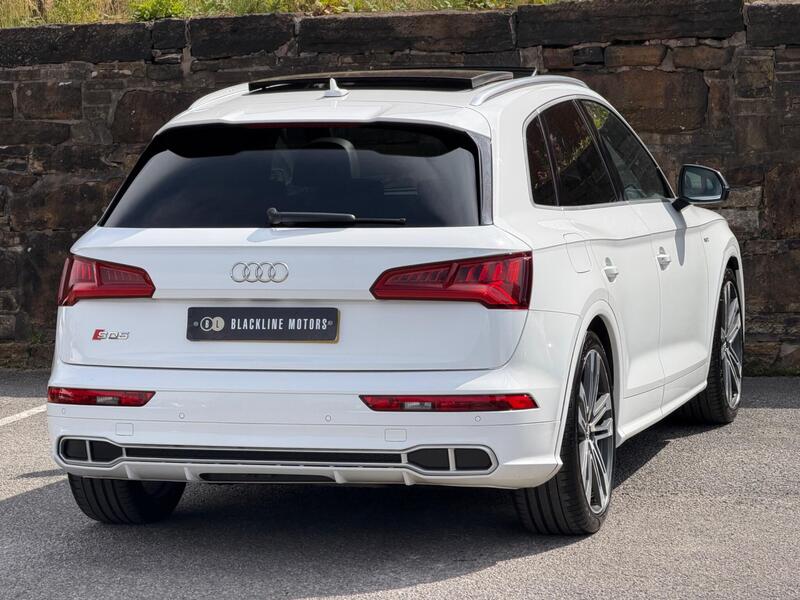 Audi Audi SQ5 view 7