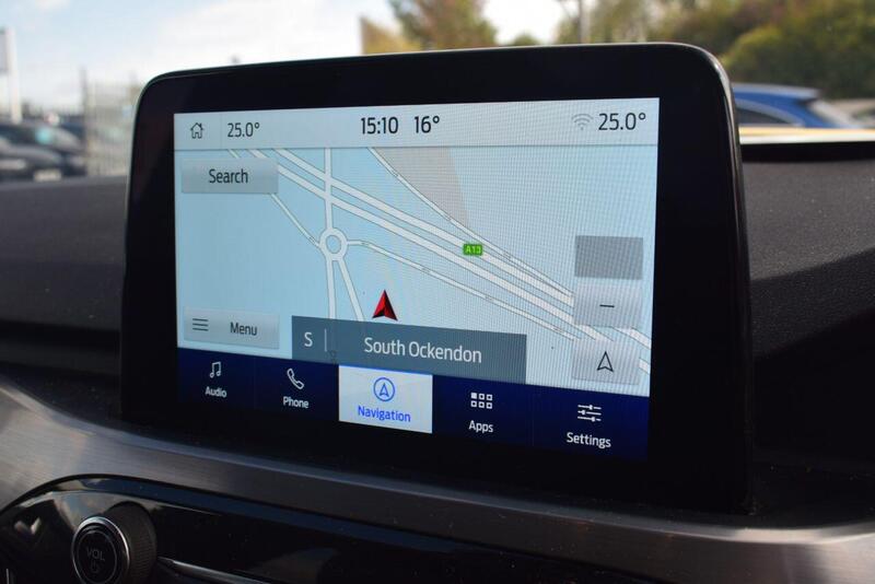 Ford Kuga view 4