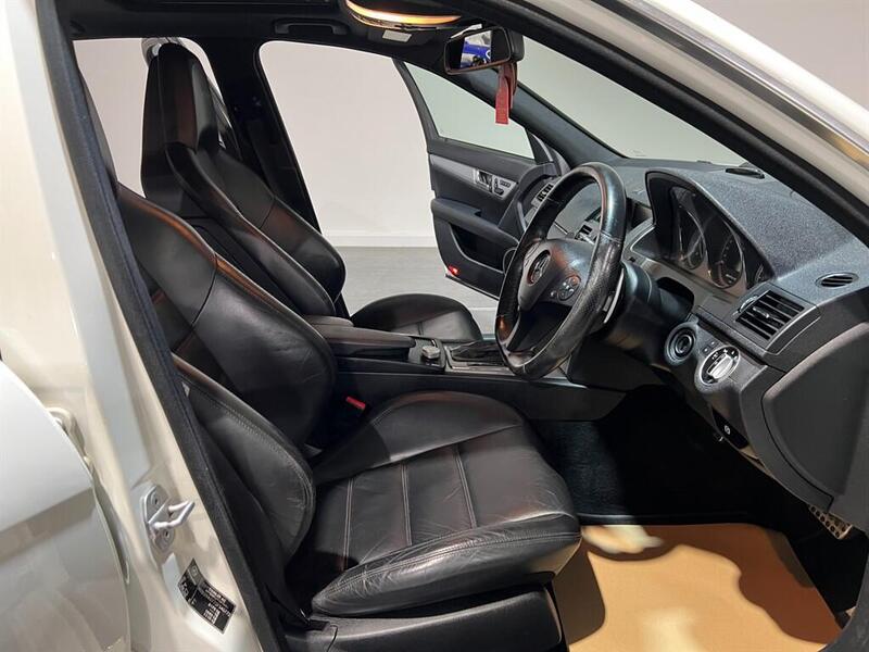 Mercedes-Benz C-Class view 6