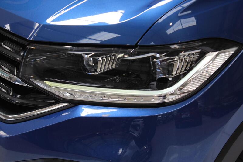 2021 Volkswagen T-Cross in Blue — image 14 of 76