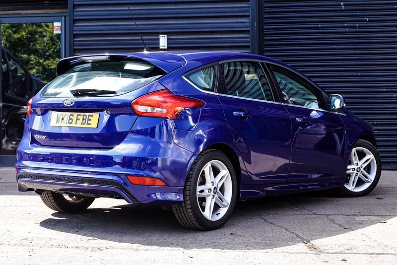 Ford Focus view 4
