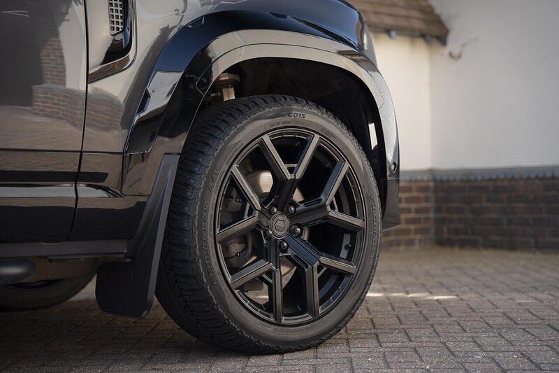 Land Rover Defender view 6