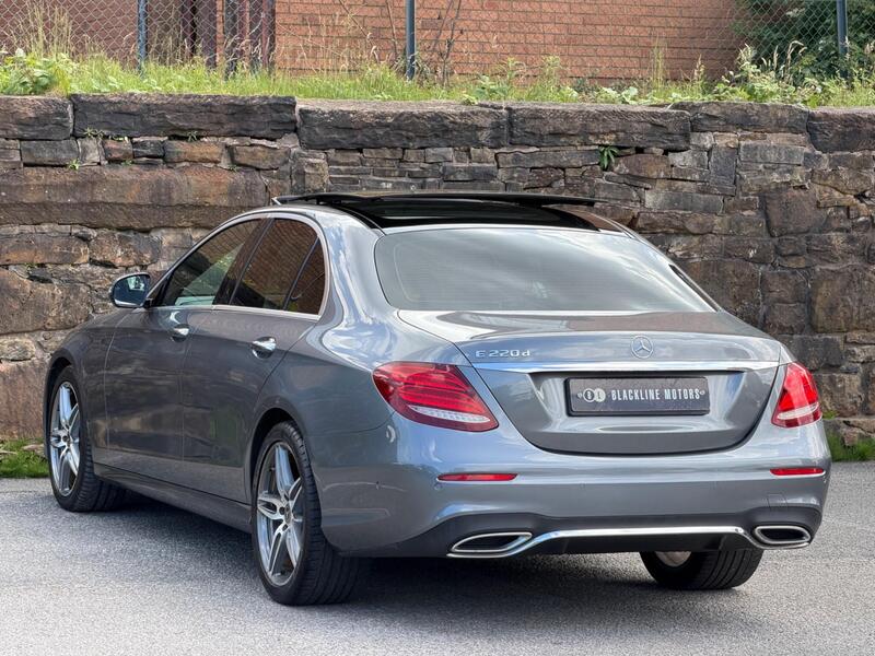 Mercedes-Benz E-Class view 5