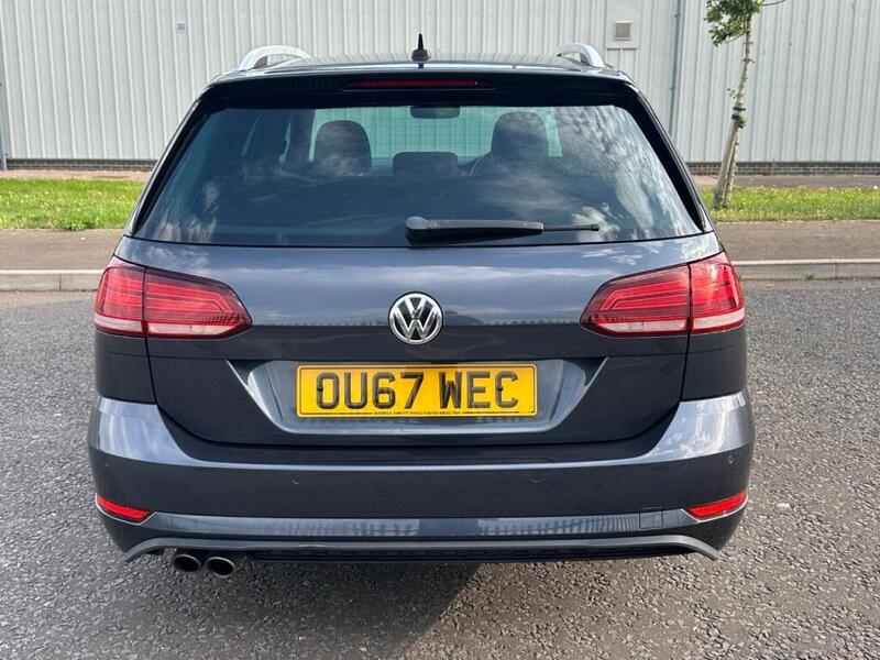 Volkswagen Golf view 10