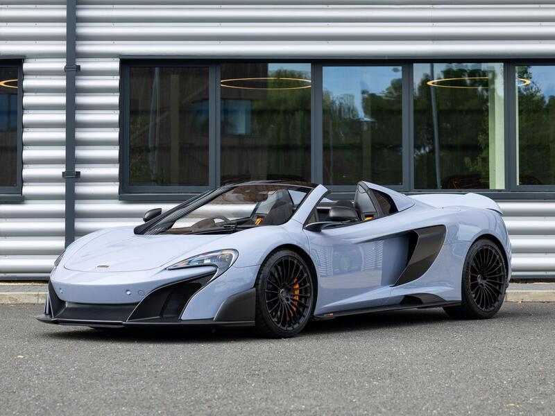 Mclaren 675LT view 7
