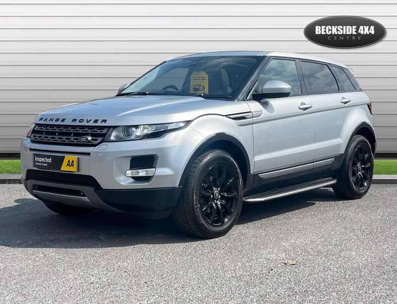 Land Rover Range Rover Evoque view 4