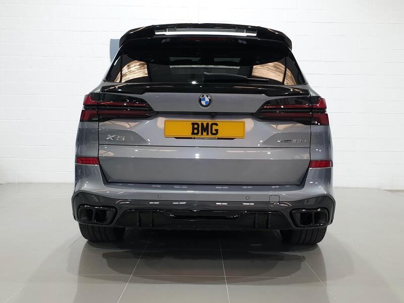 BMW X5 view 6