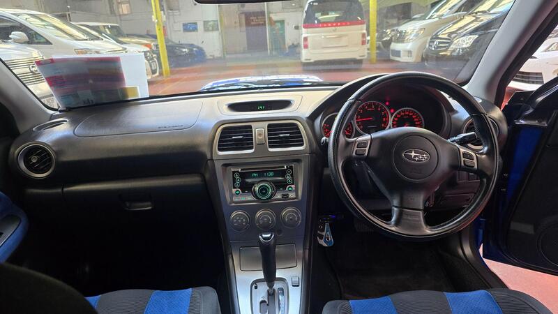 Subaru Impreza view 4
