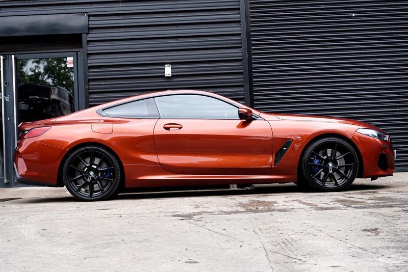 BMW 8 Series view 10