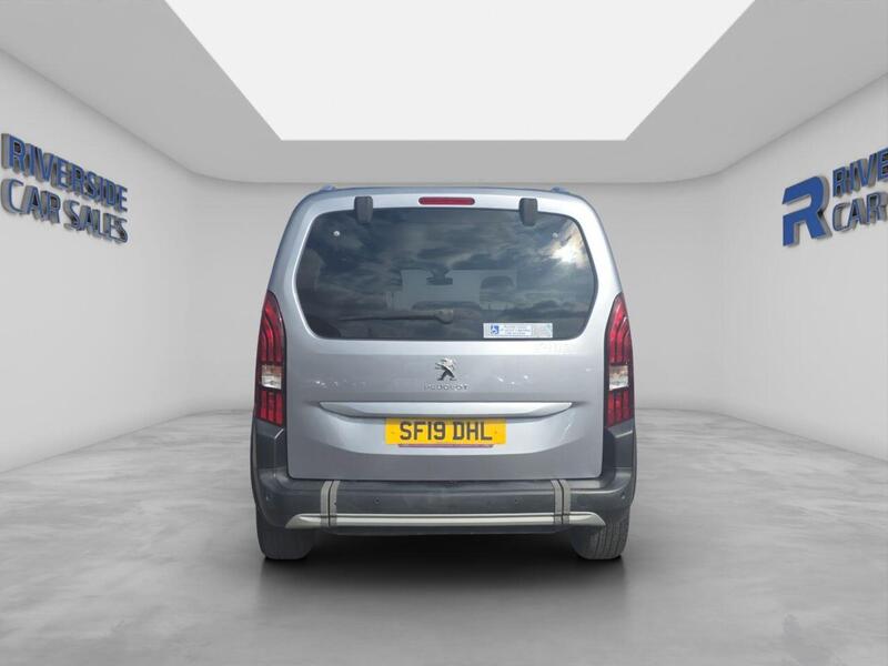 Peugeot Rifter view 5